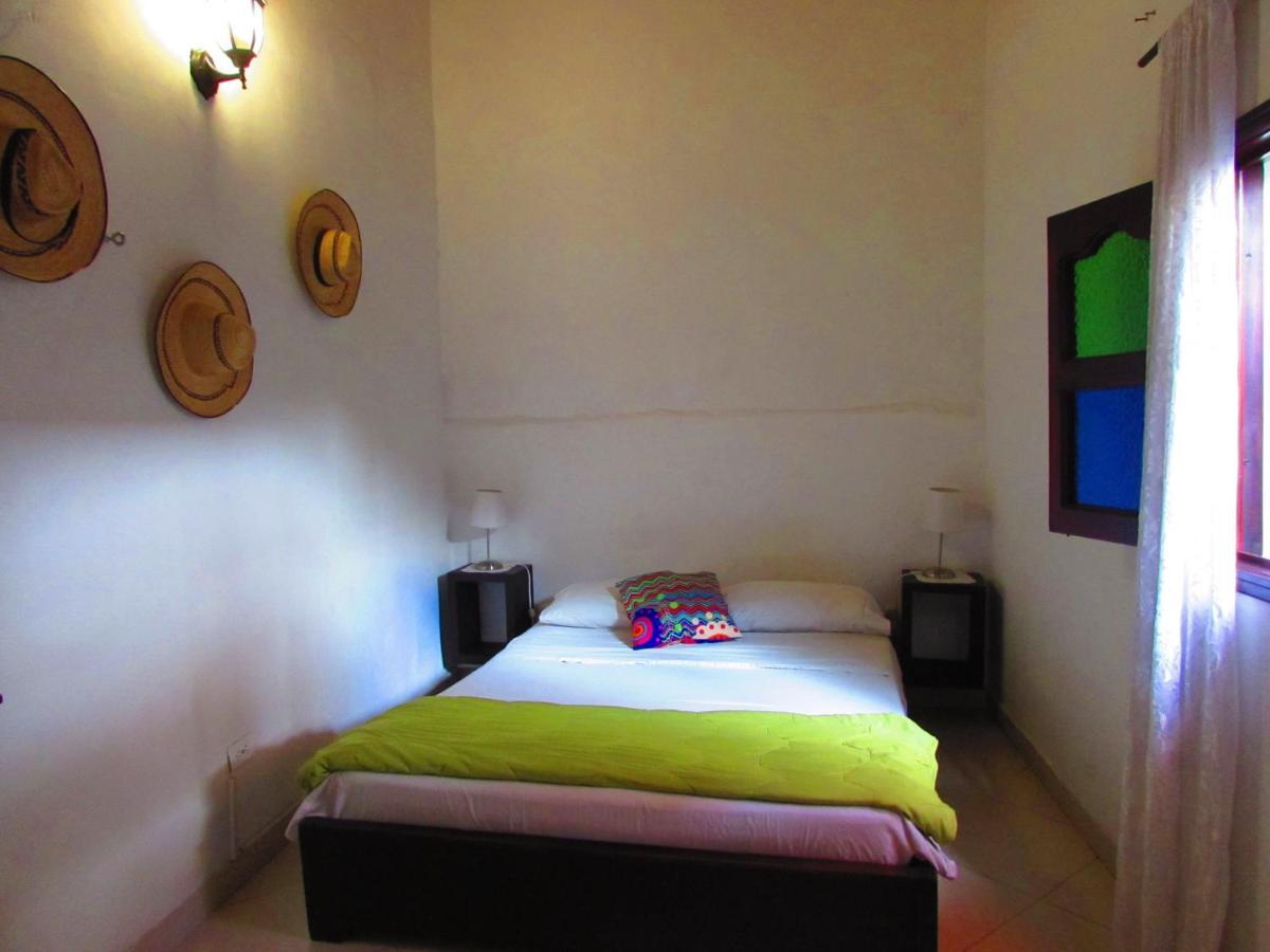 Casa Rome Hostel San Gil Kültér fotó